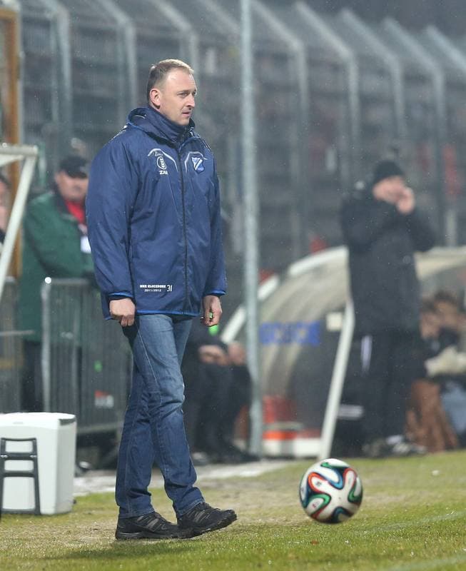 Football. I liga. MKS Kluczbork - GKS Katowice. 12.03.2016
