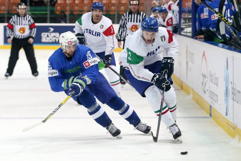 Ice Hockey. World Championship Division 1A. Slovenia - Italy. 24.04.2016