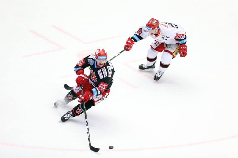 Ice Hockey. TipSport Extraliga. Ocelari Trinec - Mountfield Hradec Kralove. 02.04.2018