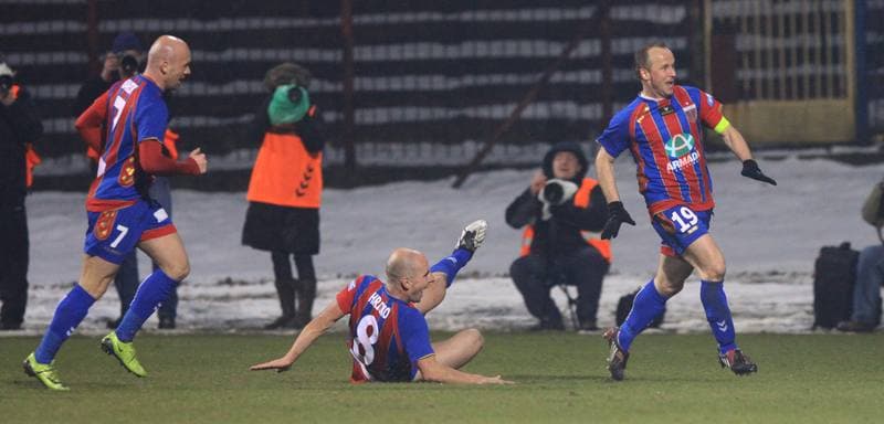 Football. Ekstraklasa. Polonia Bytom - Legia Warsaw. 13.03.2010