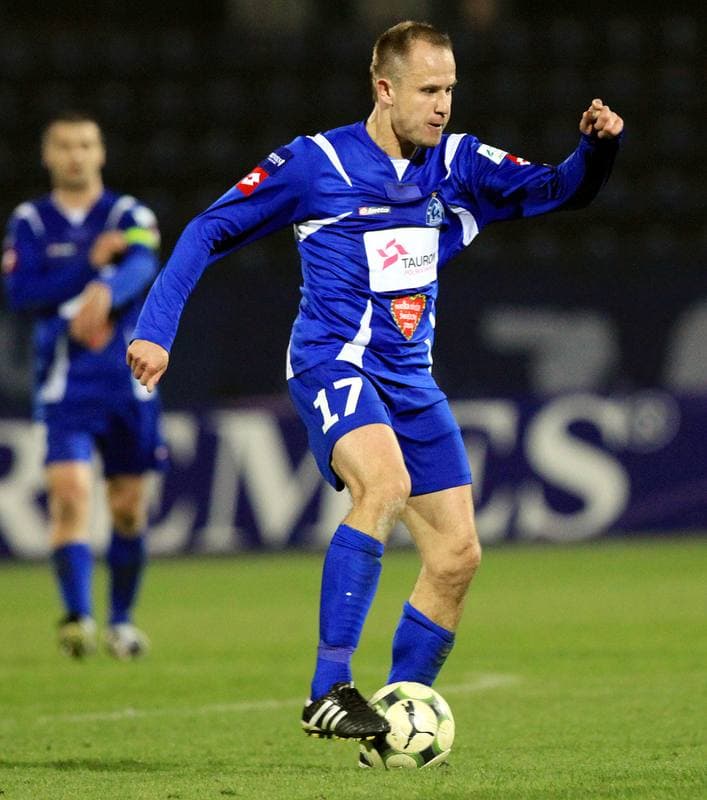 Football. Remes Puchar Polski. Ruch Chorzow - Pogon Szczecin. 06.04.2010