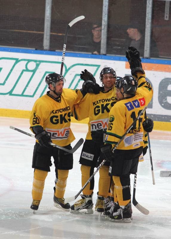 Ice Hockey. Polska Liga Hokeja na Lodzie. HC GKS Katowice - Comarch Cracovia Krakow. 02.10.2012