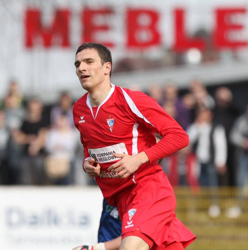 Football. Sparing. Gwarek Tarnowskie Gory - Gornik Zabrze. 11.04.2012