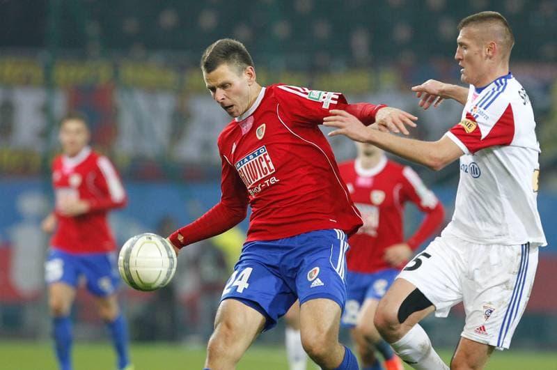 Football. T-Mobile Ekstraklasa. Piast Gliwice - Gornik Zabrze. 30.11.2013