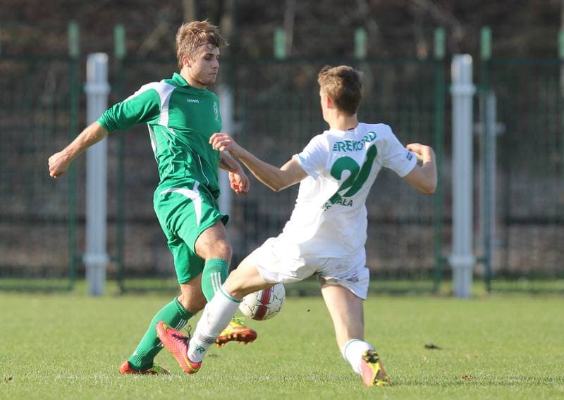 Football. III Liga Opolsko - Slaska. Grunwald Ruda Slaska - Rekord Bielsko Biala. 11.11.2014