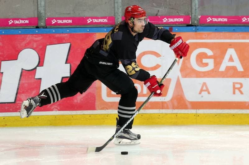 Ice Hockey. Polska Hokej Liga. SMS PZHL Katowice - Comarch Cracovia Krakow. 15.10.2017
