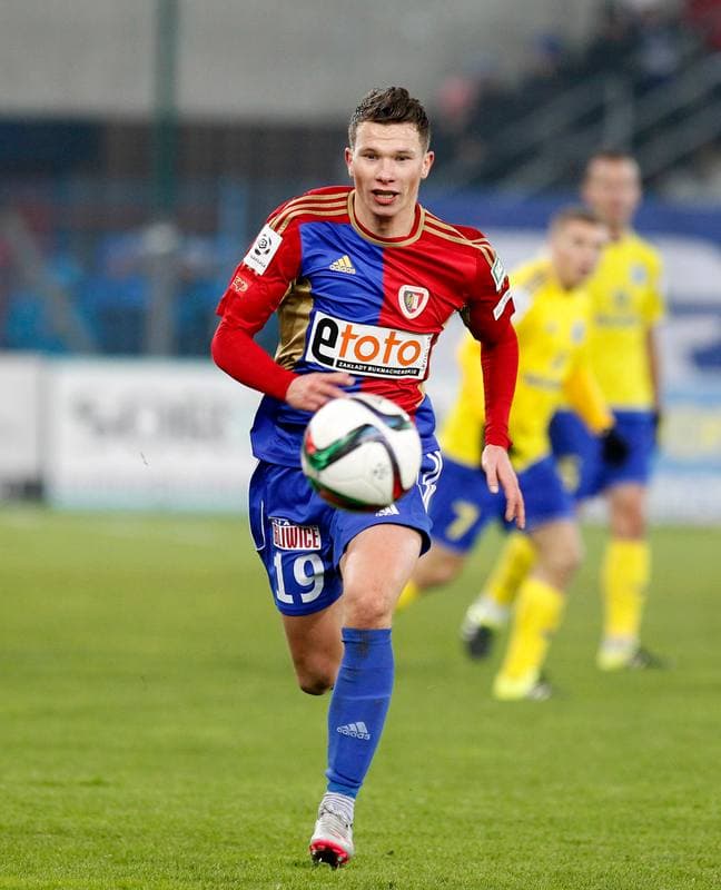 Football. PKO BP Ekstraklasa. Piast Gliwice - Ruch Chorzow. 27.11.2015