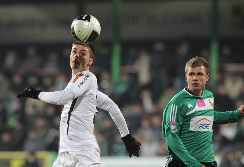 Football. T-Mobile Ekstraklasa. GKS Belchatow - Gornik Zabrze. 27.02.2012