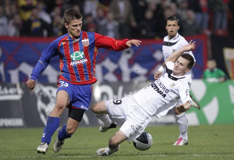 Football. Ekstraklasa. Polonia Bytom - Arka Gdynia. 13.11.2010