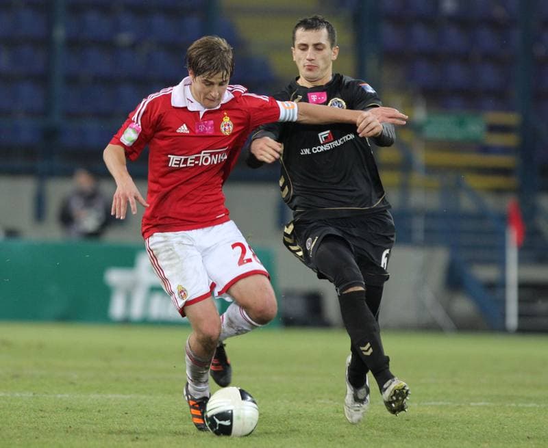 Football. T-Mobile Ekstraklasa. Wisla Krakow - Polonia Warszawa. 09.12.2011