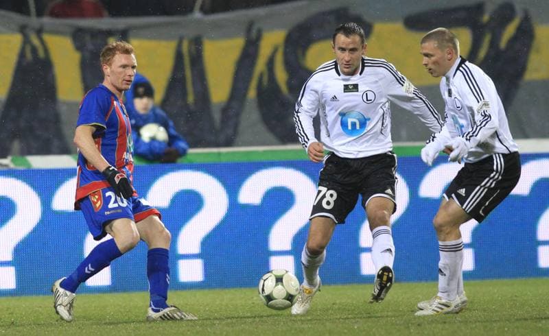 Football. Ekstraklasa. Polonia Bytom - Legia Warsaw. 13.03.2010