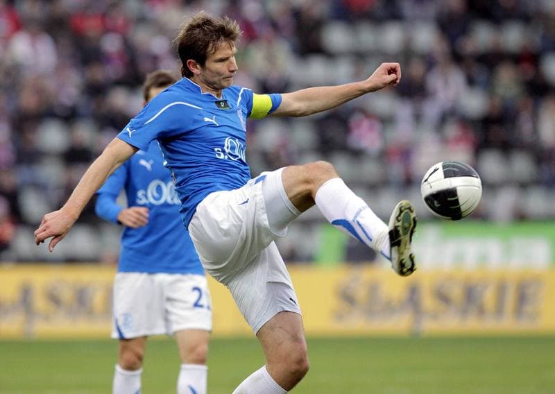 Football. Mloda Ekstraklasa. Gornik Zabrze - Lech Poznan. 08.05.2011