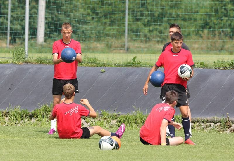 Football. Polonia Warszawa. Training. 14.07.2011