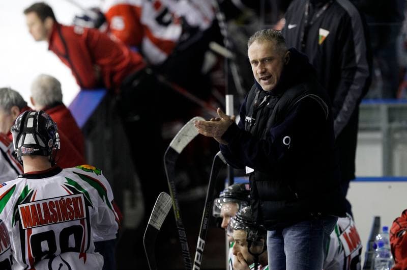 Ice Hockey. Polska Hokej Liga. GKS Tychy - Comarch Cracovia Krakow. 19.01.2014