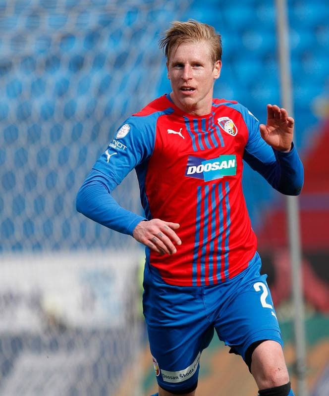 Football. SYNOT Liga. Banik Ostrava - Viktoria Plzen. 05.04.2015