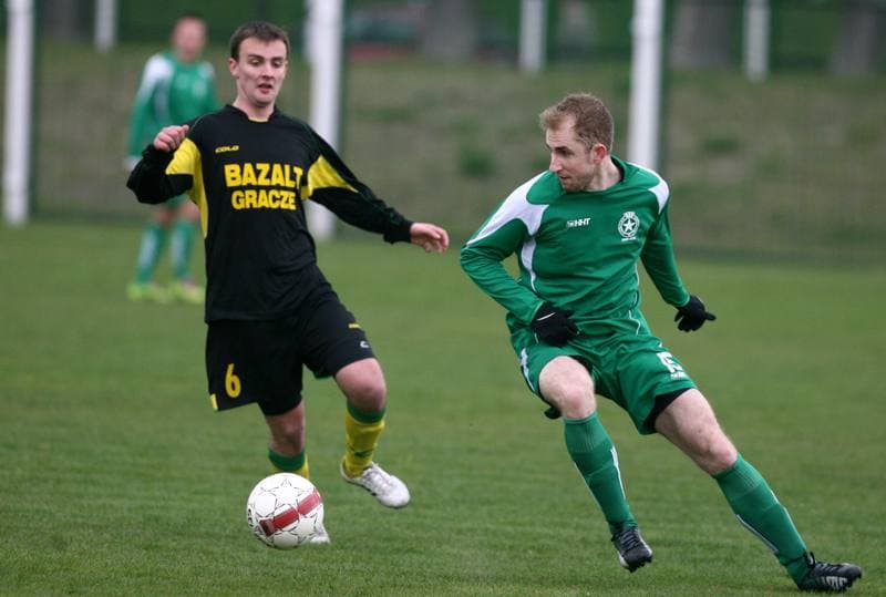 Football. III Liga. Grunwald Ruda Slaska - Skalnik Gracze. 18.04.2015