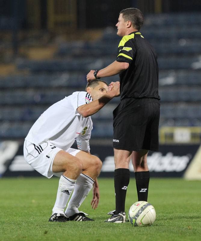 Football. Ekstraklasa. Ruch Chorzow - GKS Belchatow. 19.03.2010