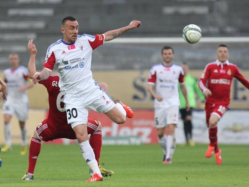 Football. PKO BP Ekstraklasa. Gornik Zabrze - Wisla Krakow. 17.10.2010