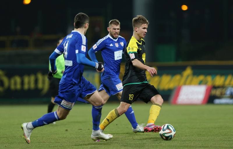 Football. I Liga. GKS Katowice - Pogon Siedlce. 19.03.2016