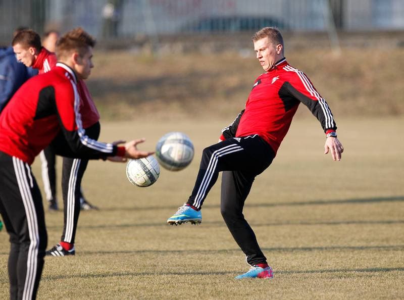 Football. Gornik Zabrze. Training. 12.11.2013