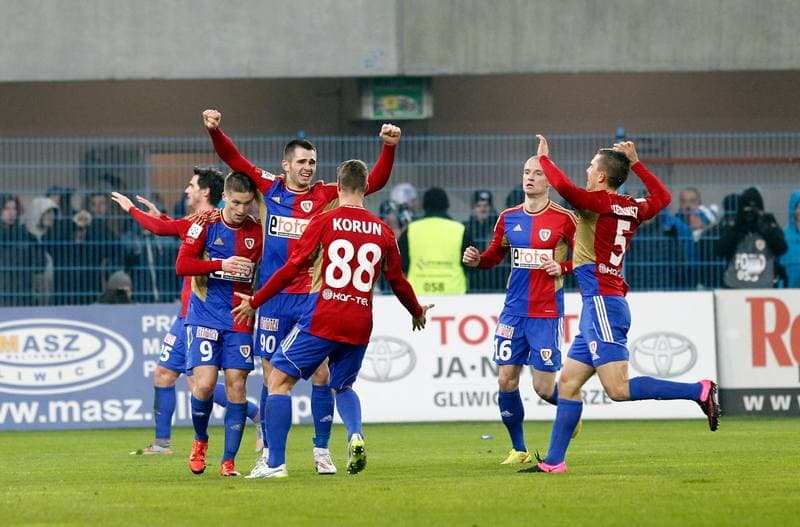Football. PKO BP Ekstraklasa. Piast Gliwice - Ruch Chorzow. 27.11.2015
