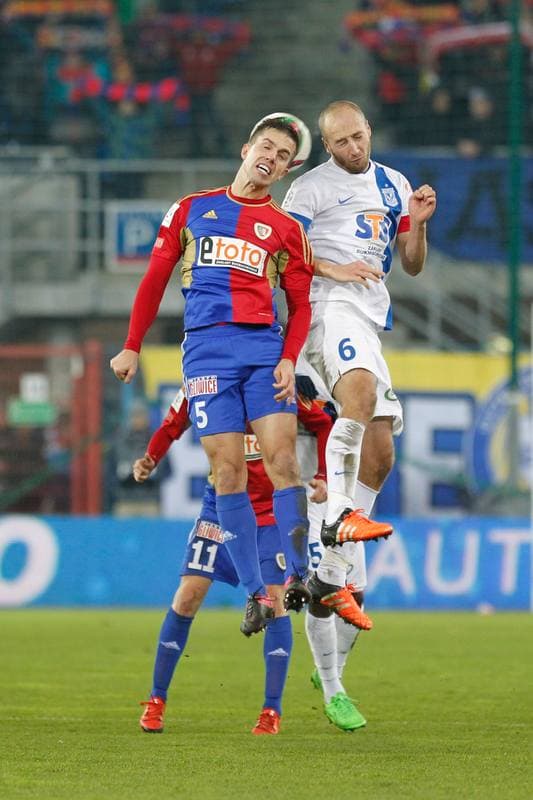 Football. PKO BP Ekstraklasa. Piast Gliwice - Lech Poznan. 20.12.2015