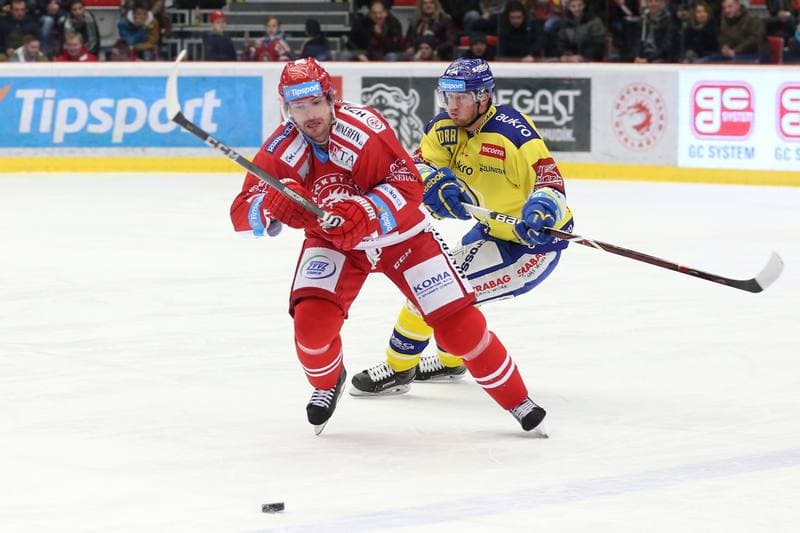 Ice Hockey. Tipsport Extraliga. Ocelari Trinec - Aukro Berani Zlin. 06.02.2018