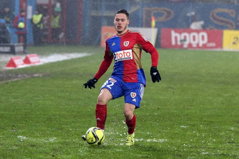 Football. Ekstraklasa. Piast Gliwice - Pogon Szczecin. 19.02.2016