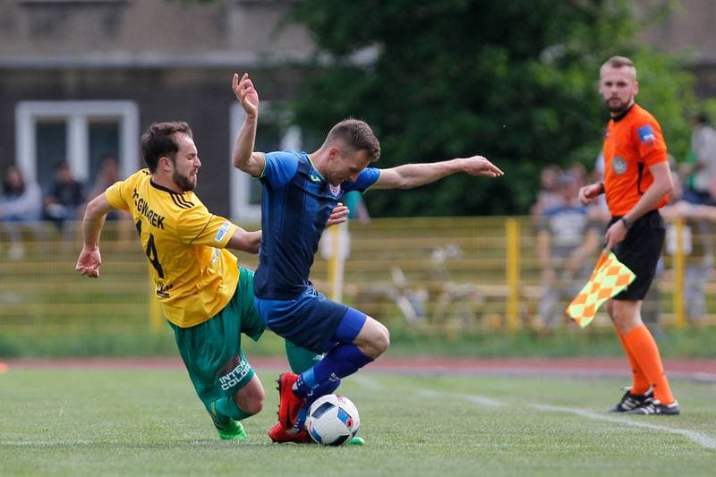 Football. III Liga. Gwarek Tarnowskie Gory - Skra Czestochowa. 01.05.2018