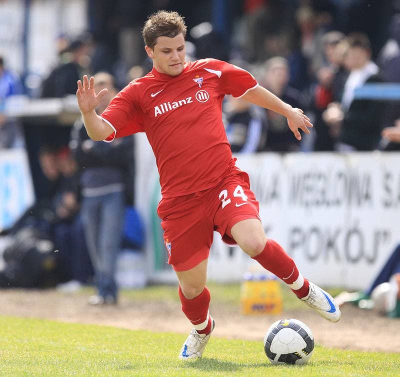 Football. Sparing. Wawel Wirek - Gornik Zabrze. 27.03.2010