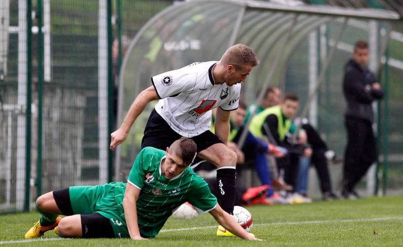 Football. III Liga Opolsko Slaska. Grunwald Ruda Slaska - Szombierki Bytom. 09.05.2015