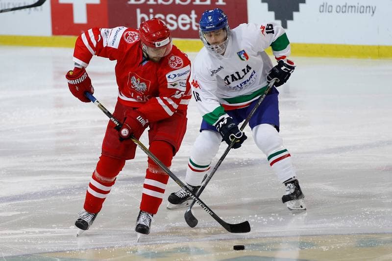 Ice Hockey. EIHC. Kazakhstan - France. 17.12.2015