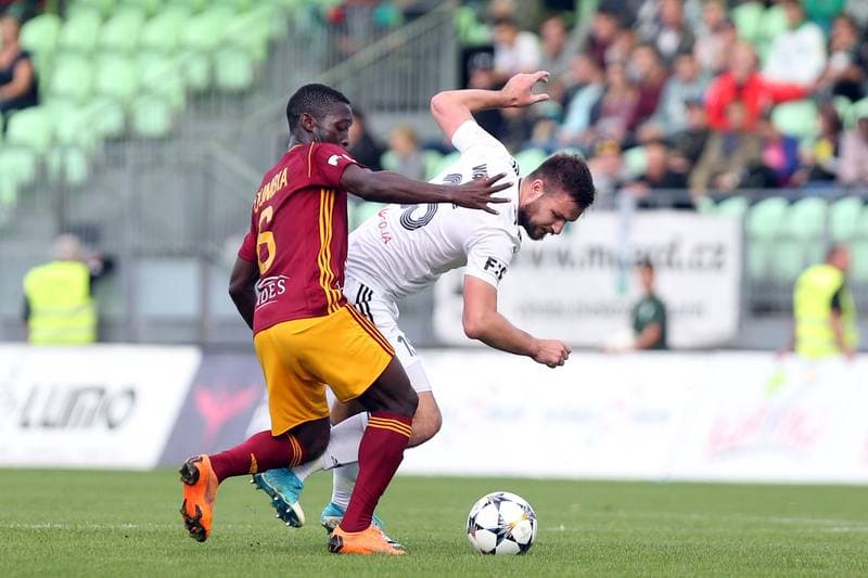 Football. Fortuna:Liga. MFK Karvina - Dukla Praha. 07.10.2018