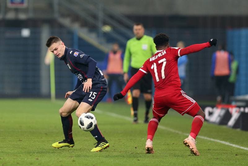 Football. Lotto Ekstraklasa. Piast Gliwice - Pogon Szczecin. 03.12.2018