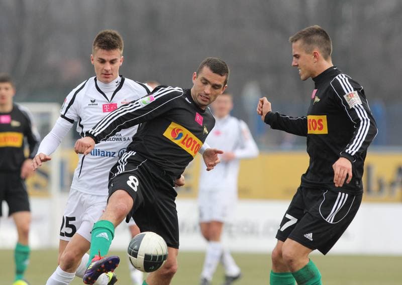 Football. PKO BP Ekstraklasa. Gornik Zabrze - Lechia Gdansk. 15.04.2011