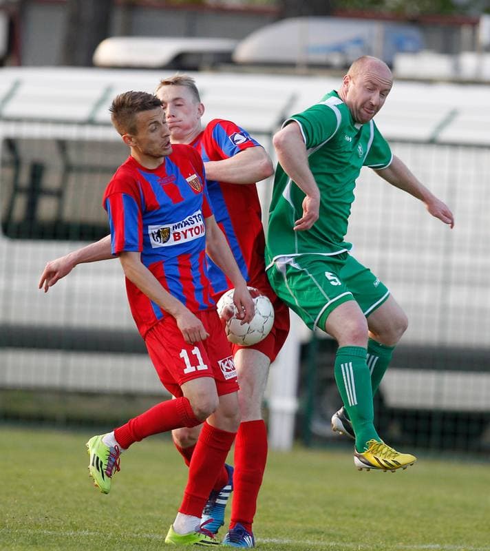 Football. III Liga Opolsko Slaska. Grunwald Ruda Slaska - Polonia Bytom. 29.04.2015