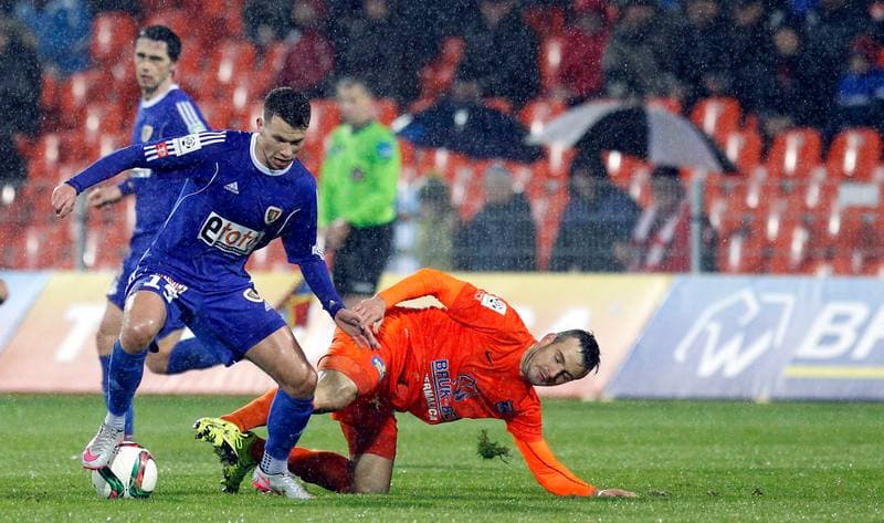 Football. PKO BP Ekstraklasa. Termalica Bruk-Bet Nieciecza - Piast Gliwice. 20.11.2015