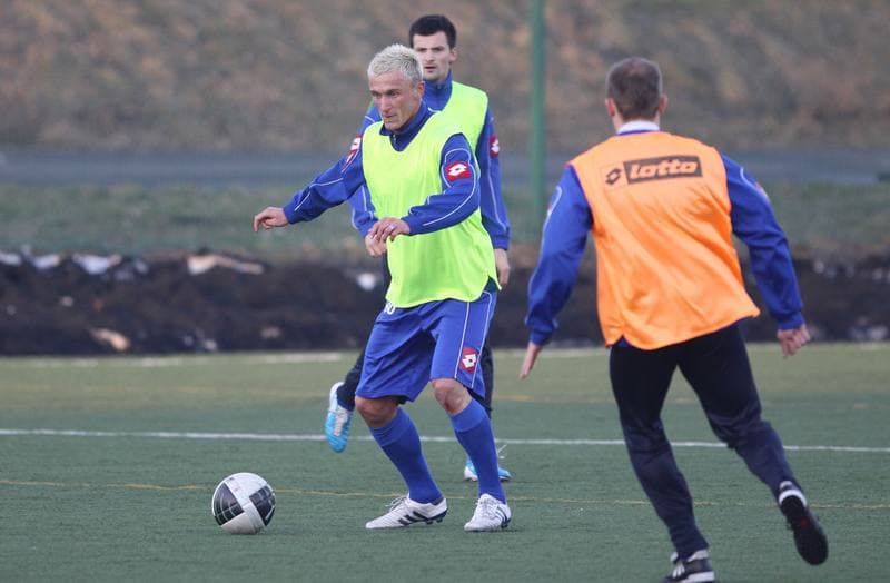 Football. Ruch Chorzow. Training. 10.01.2011
