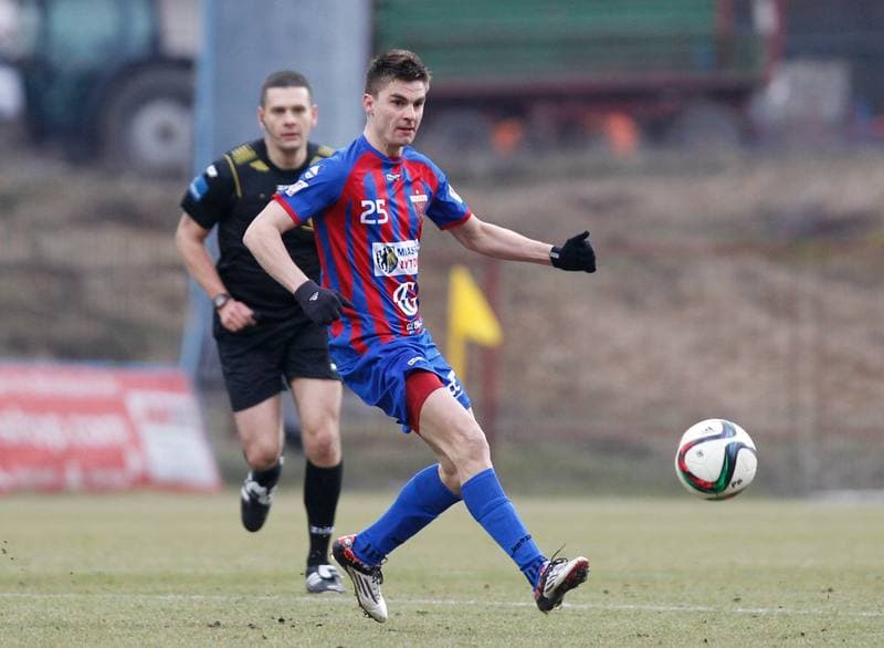 Football. II Liga. Polonia Bytom - GKS Tychy. 13.03.2016