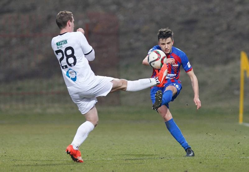 Football. II Liga. Polonia Bytom - GKS Tychy. 13.03.2016