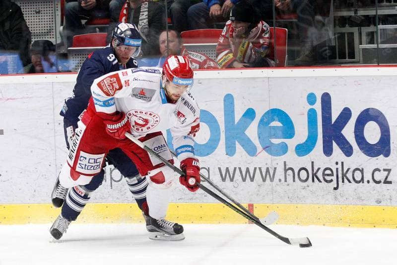 Ice Hockey. Tipsport Extraliga. Ocelari Trinec - Bili Tygri Liberec. 05.02.2017