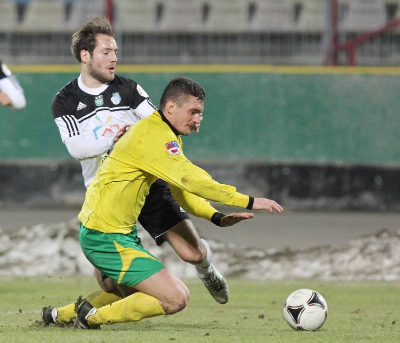 Football. II liga - grupa Zachodnia. Energetyk ROW Rybnik - Tur Turek. 12.04.2013