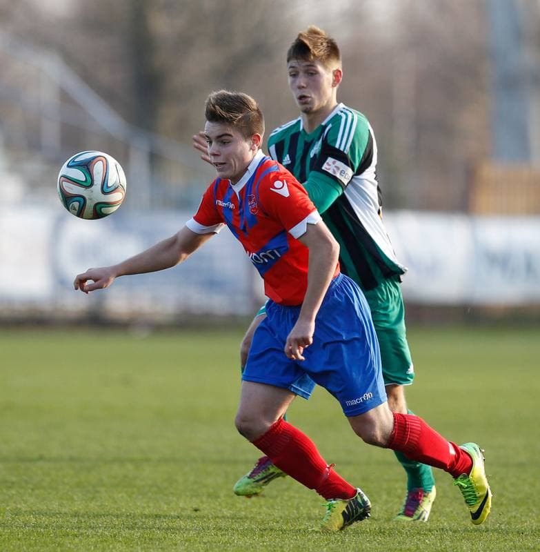 Football. II Liga. Rakow Czestochowa - Energetyk ROW Rybnik. 23.11.2014