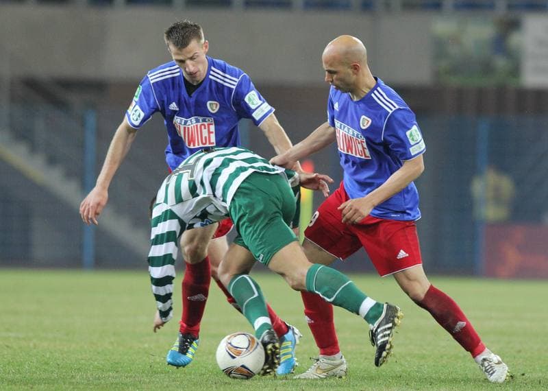 Football. I liga. Piast Gliwice - KS Polkowice. 30.03.2012