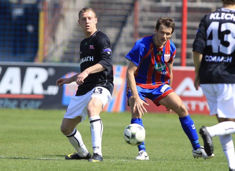 Football. Bytom Ekstraklasa. Polonia Bytom - Cracovia Krakow. 10.05.2011
