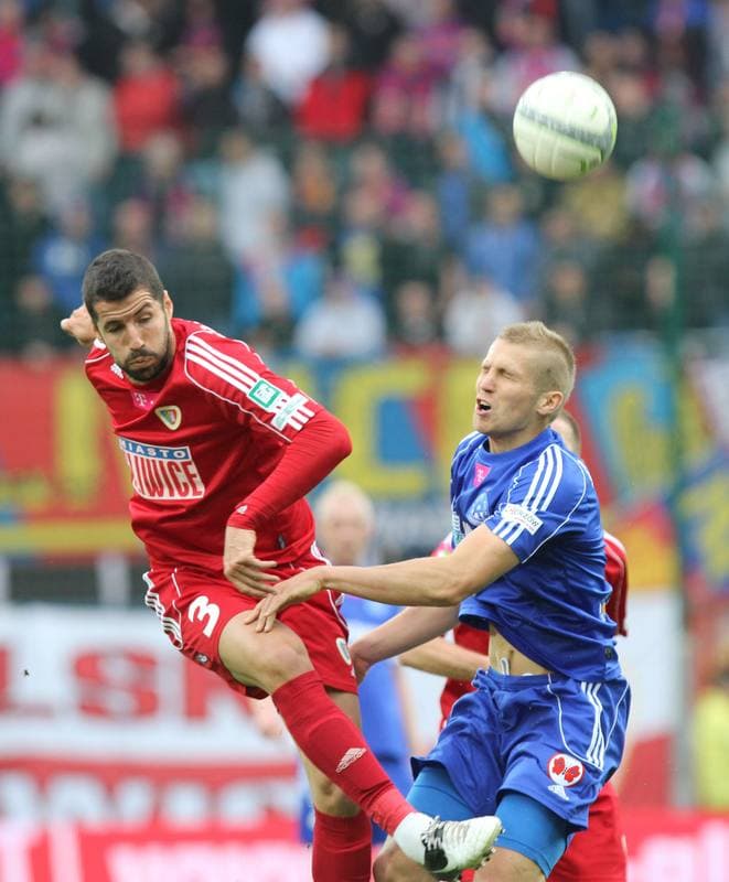 Football. T-Mobile Ekstraklasa. Piast Gliwice - Ruch Chorzow. 03.11.2012