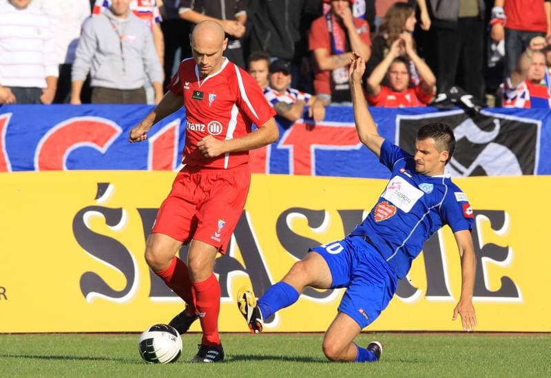 Football. PKO BP Ekstraklasa. Gornik Zabrze - Ruch Chorzow. 29.08.2010