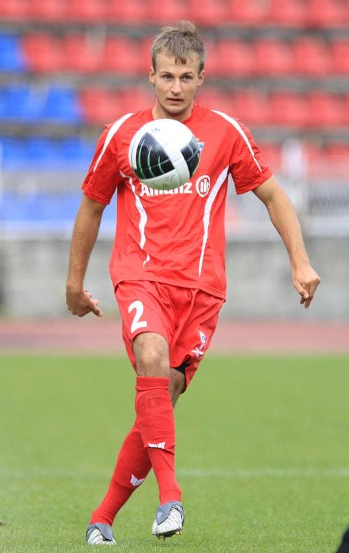 Football. Mloda Ekstraklasa. Gornik Zabrze - Zaglebie Lubin. 04.09.2010