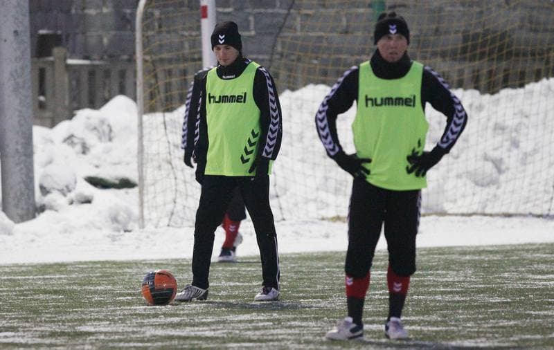 Football. Polonia Bytom. Training. 05.01.2011