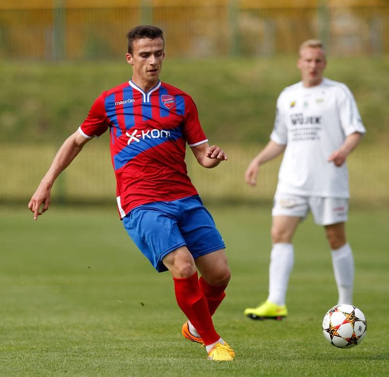 Football. II Liga. Rozwoj Katowice - Rakow Czestochowa. 24.05.2015
